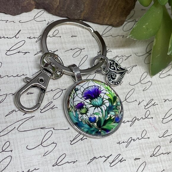 Scottish Thistle Keychain Key Claddagh Heart Gift Box Necklace Irish Christmas - Picture 5 of 13